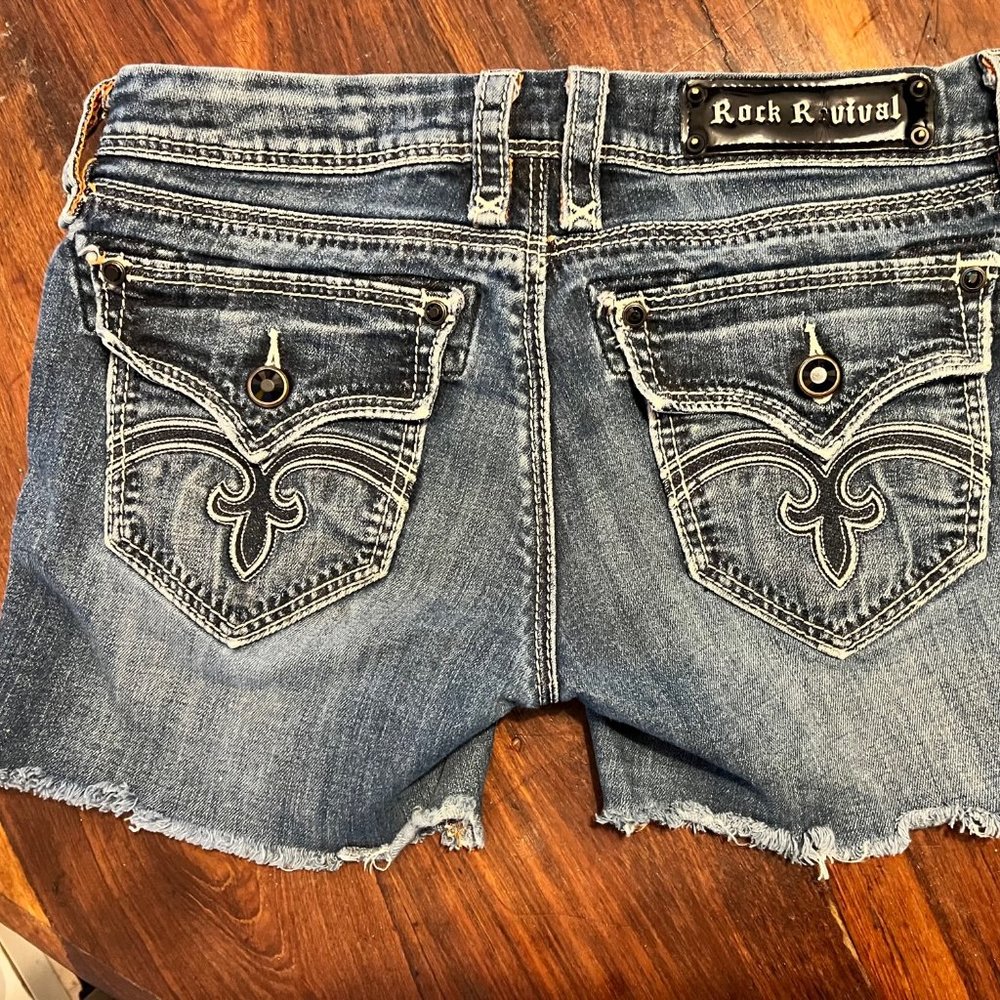 ROCK REVIVAL SHORTS Celine Flare 28